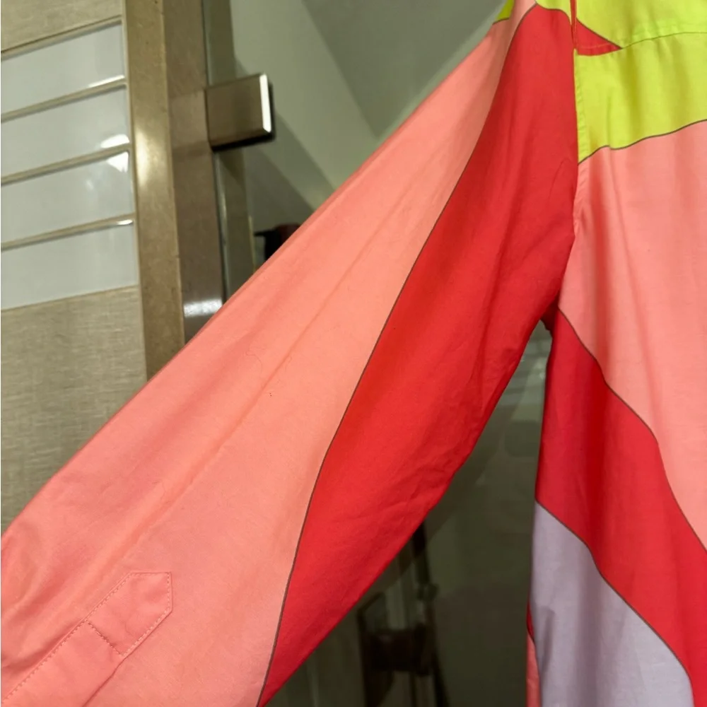 Colorblock Button-Up Shirt - Picture 4 of 6